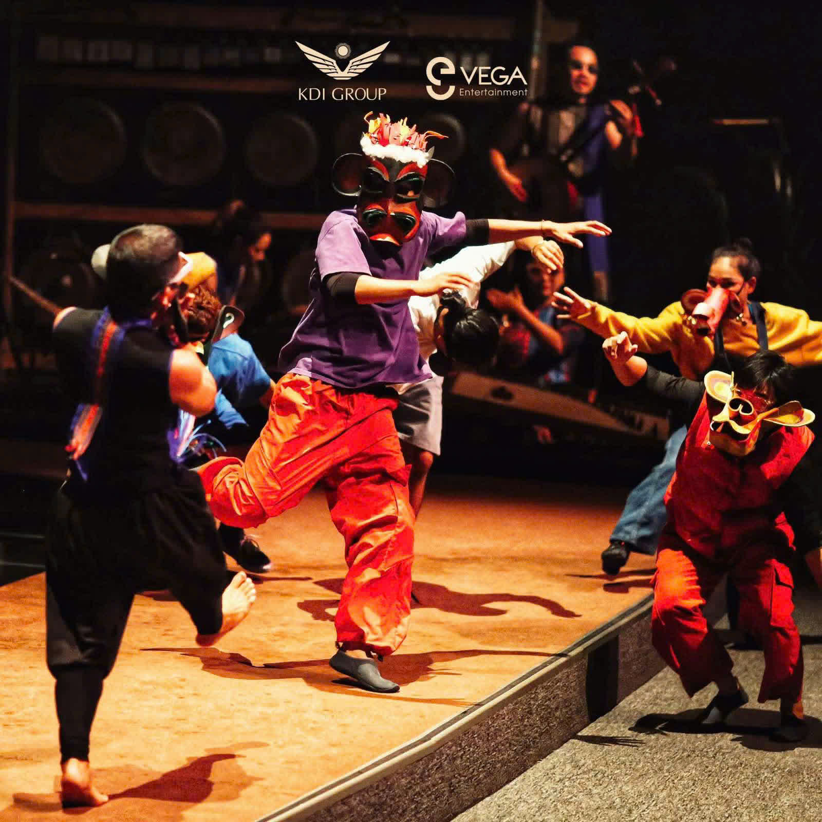 Show trình diễn tại Nhà hát Đó đã vận hành